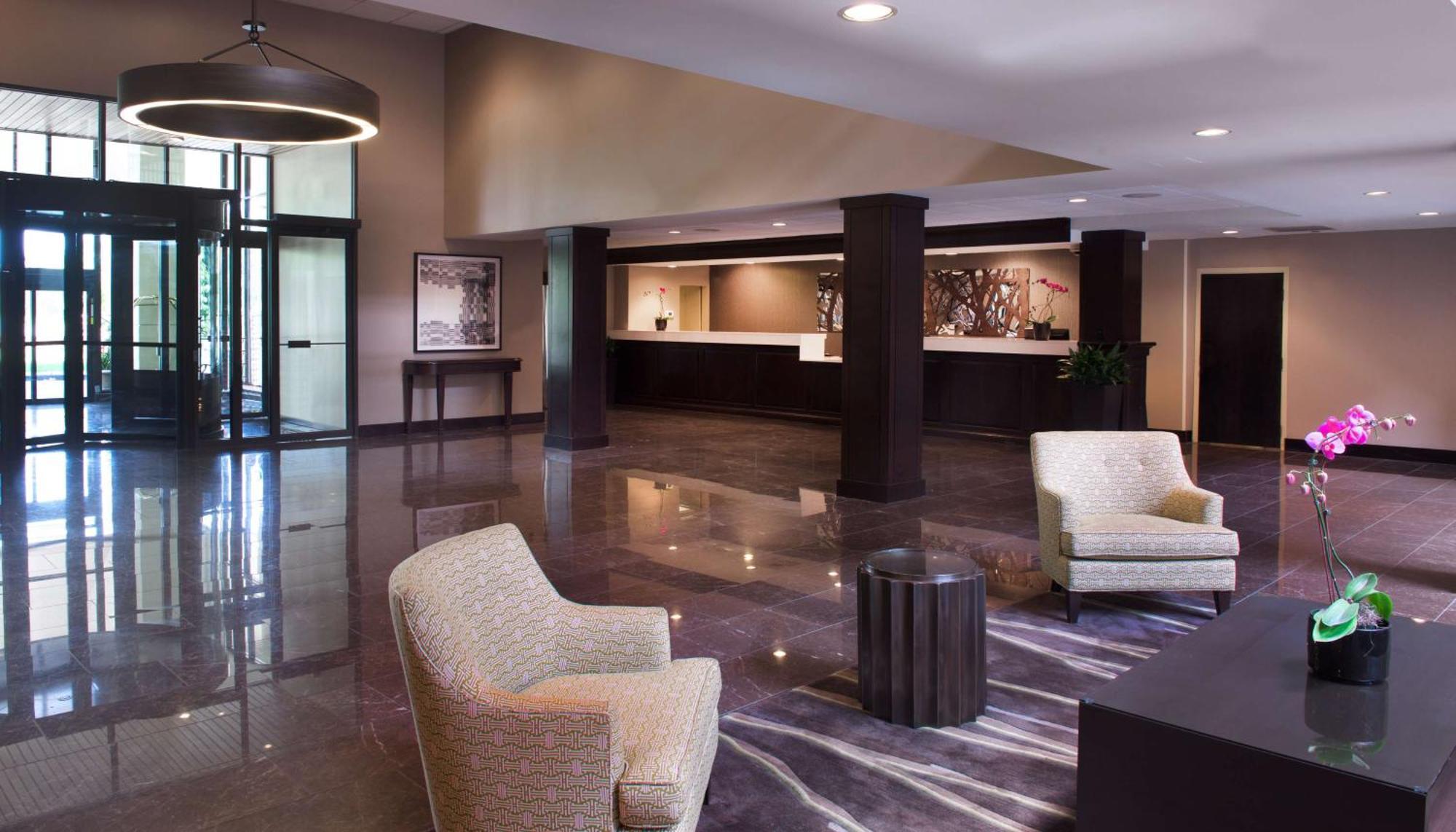 Embassy By Hilton Airport 4*